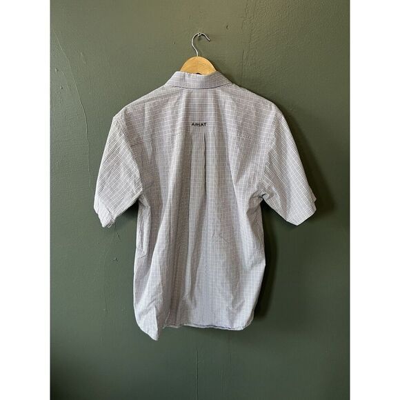 Ariat Pro Series Mens Plaid Short Sleeve Button Up Shirt Size Medium - Picture 2 of 3